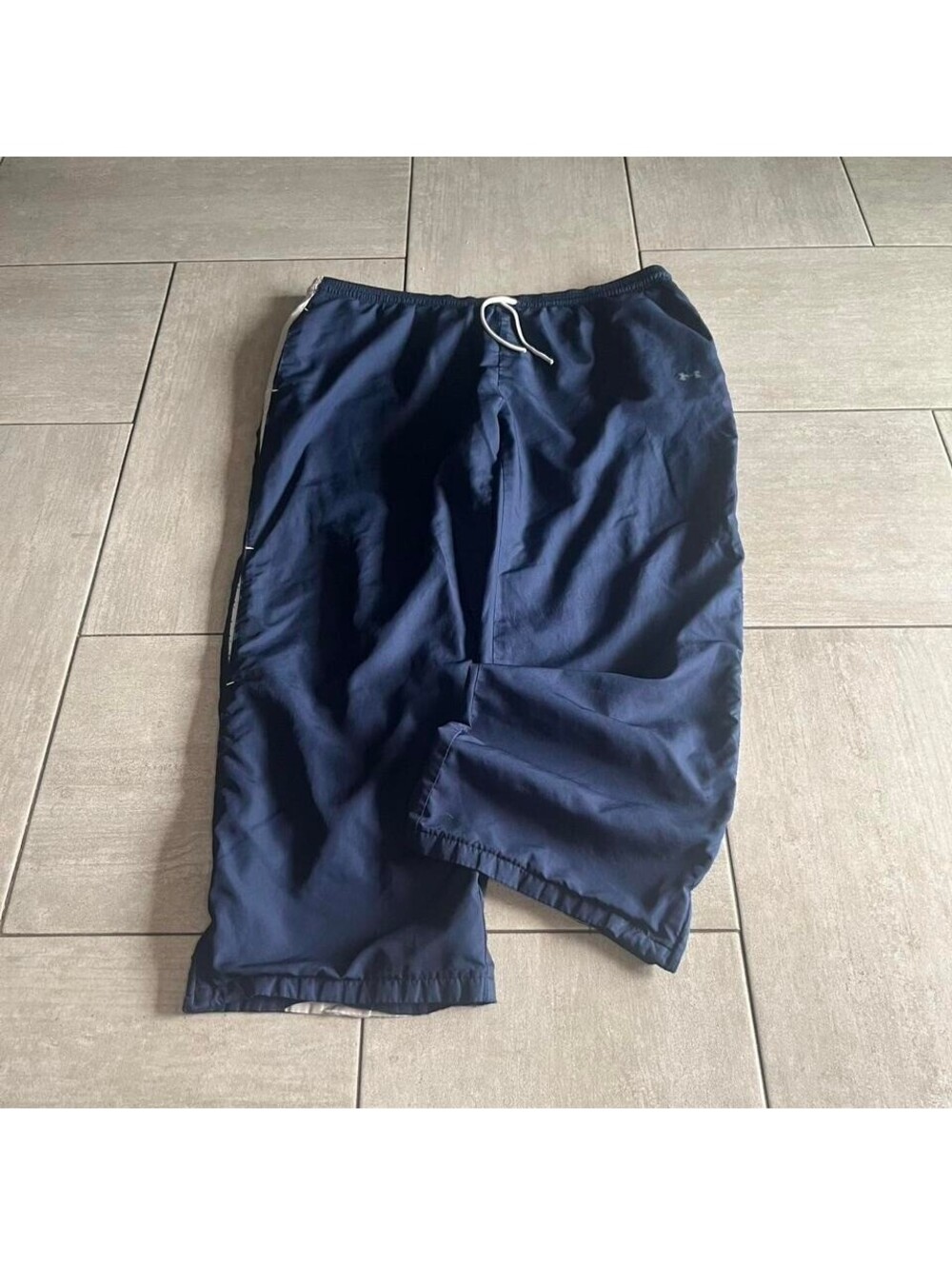 Under Armour Navy Blue White Mesh Lined Windbreaker Track Pants Mens 36x25